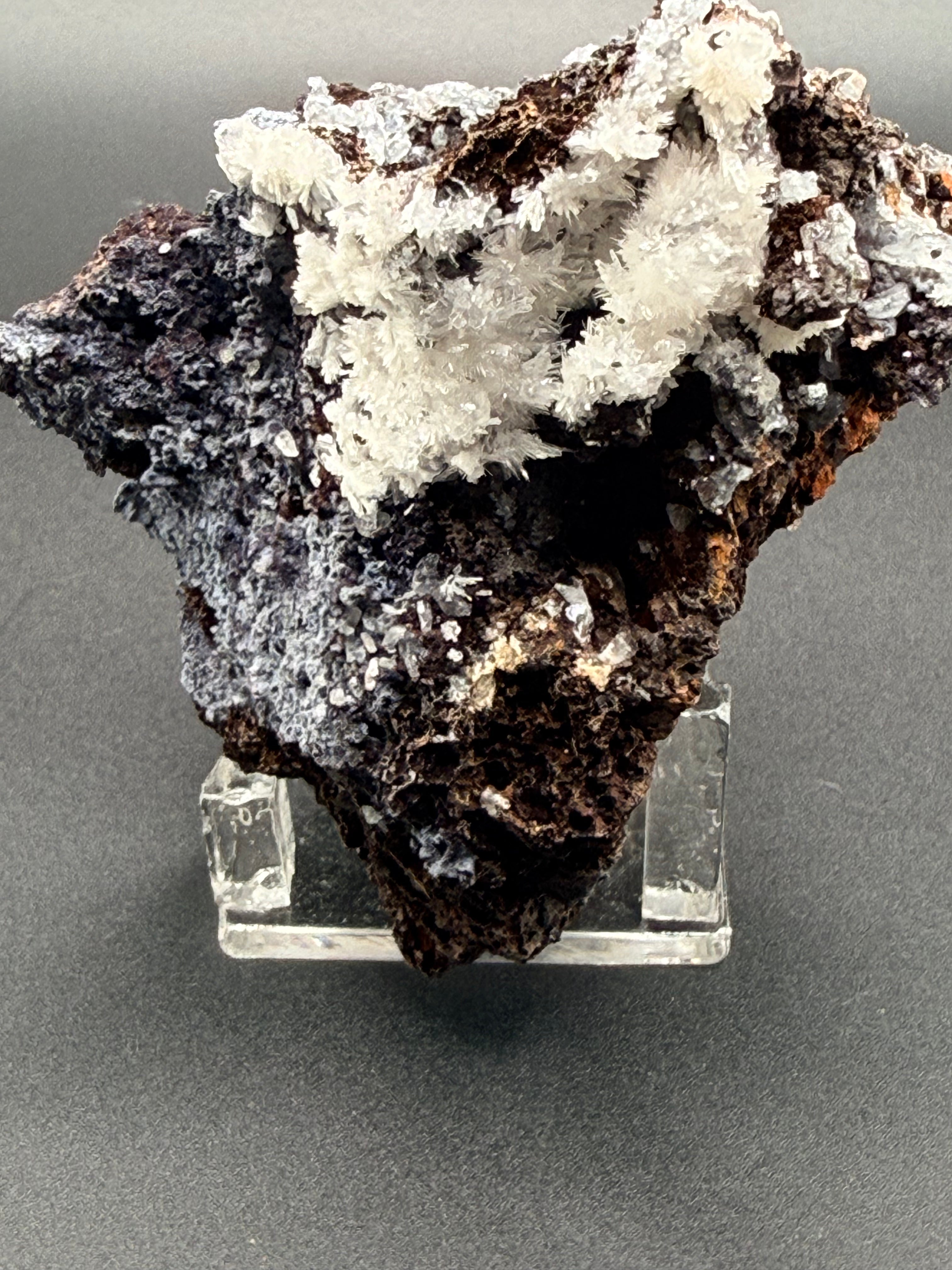 Chalcedony and Aragonite on Goethite #2